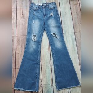 S.O.N.G   Jeans Girls Flared Leg Distressed High Rise Size 9/29 Pockets Zipper
